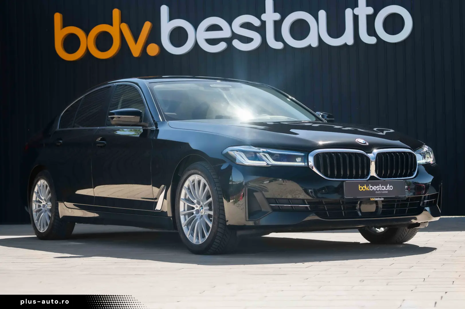 BMW Seria 5 520d xDrive Aut. Luxury Line