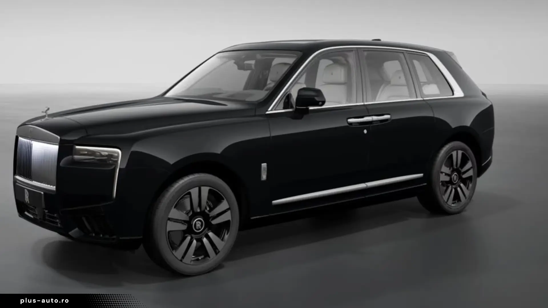 Rolls-Royce Cullinan Silver Badge  2026   4 Seats   On stock