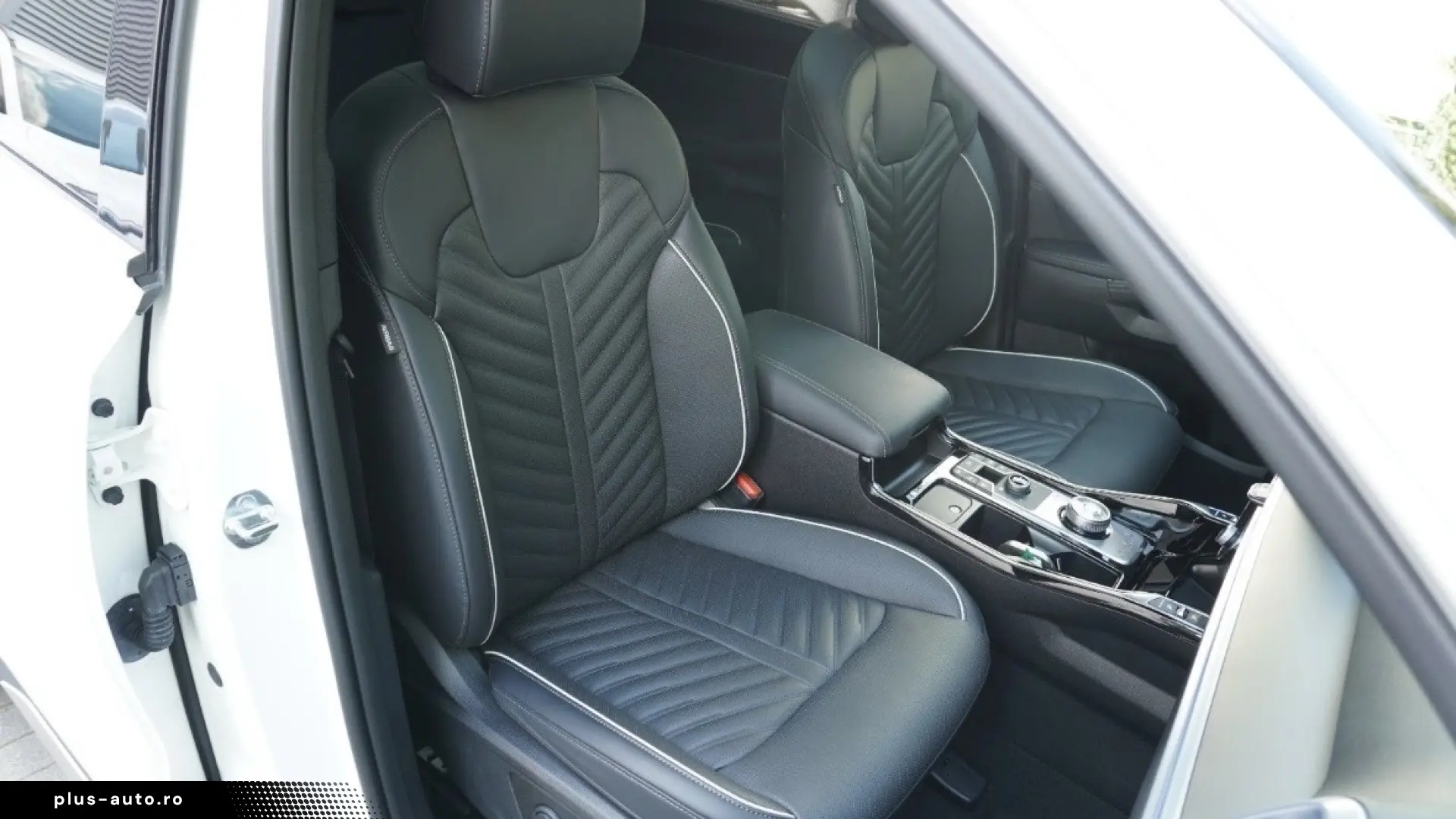 Kia Sorento 1.6 GDI AUT 4WD PLUGIN-HYBRID PLATINIUM MODEL