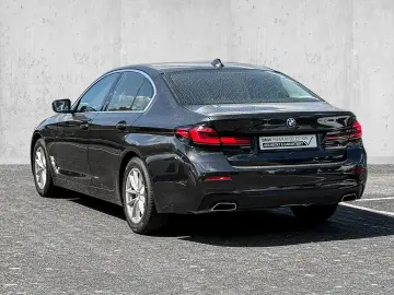 BMW 520i AHK PA KAMERA SHZ LED NAVI
