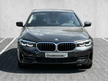 BMW 520i AHK PA KAMERA SHZ LED NAVI