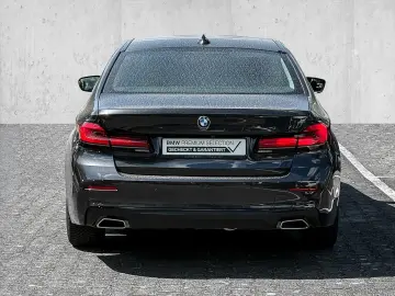 BMW 520i AHK PA KAMERA SHZ LED NAVI