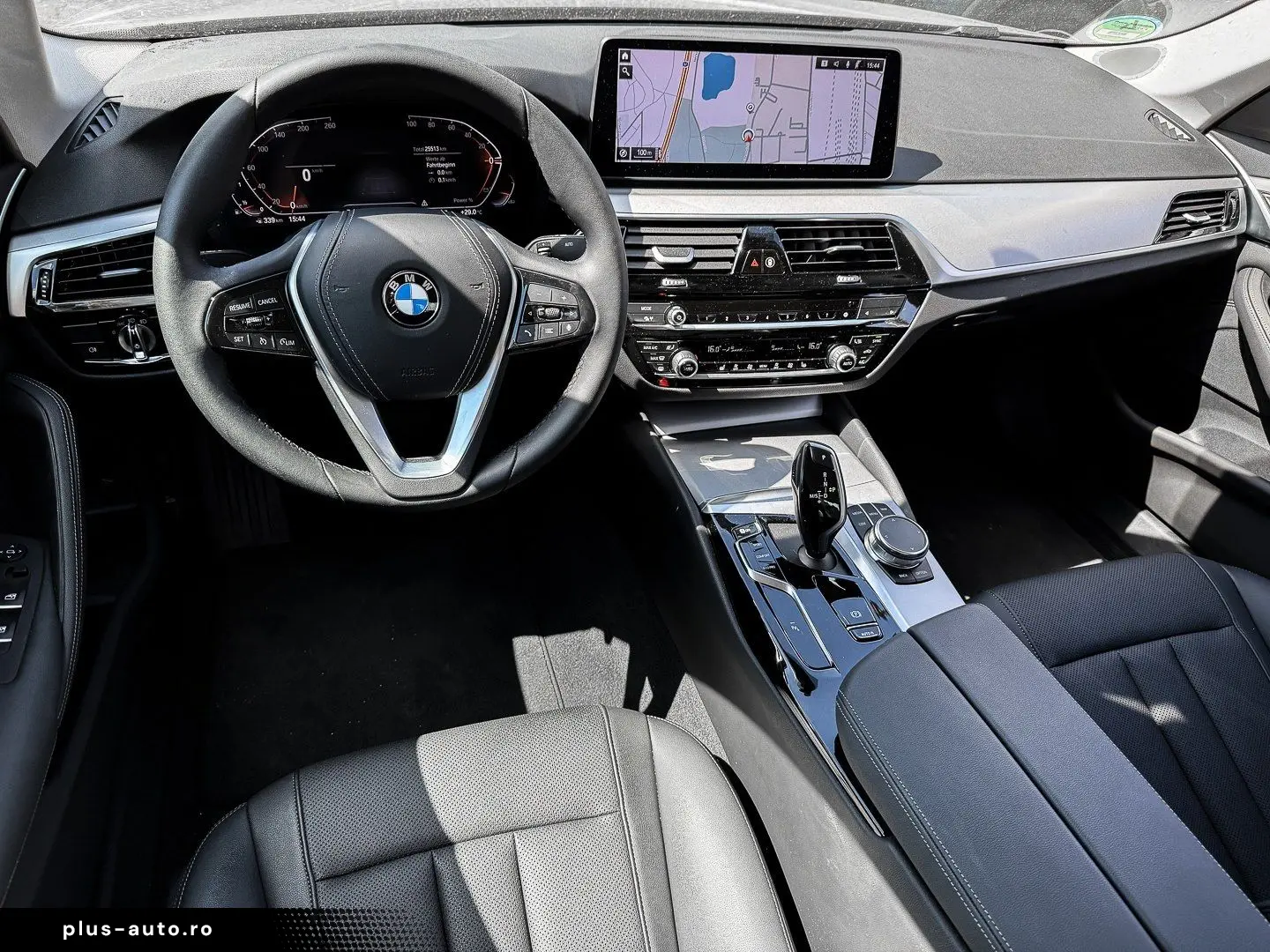 BMW 520i AHK PA KAMERA SHZ LED NAVI