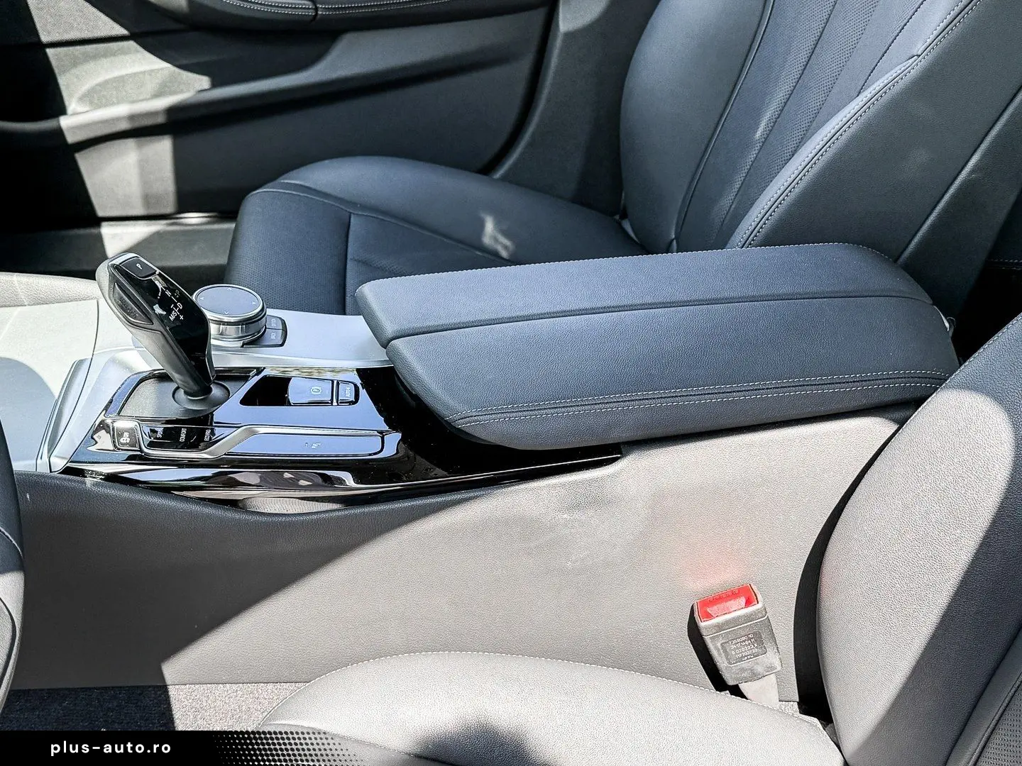 BMW 520i AHK PA KAMERA SHZ LED NAVI