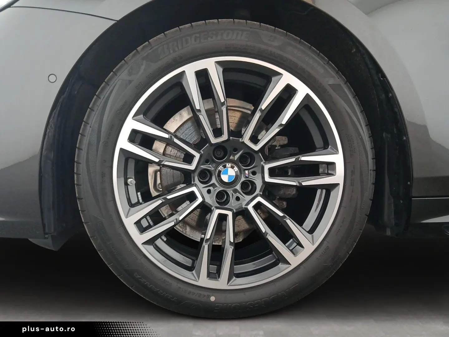 BMW 520i Lim. M Sport Komfortsitze B&W Driv.Assist