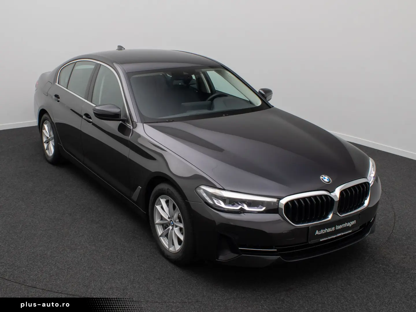 BMW 530i DriveAss Alarm DAB Kamera Leder Parkassist
