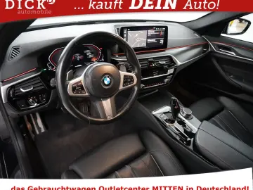 BMW 520 M Sport SCHADO PANO LEDER DAKOTA KAM PROF 19