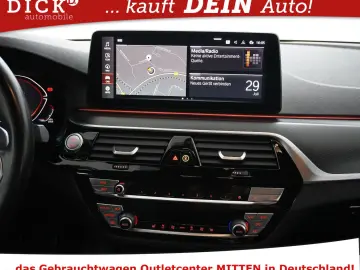 BMW 520 M Sport SCHADO PANO LEDER DAKOTA KAM PROF 19