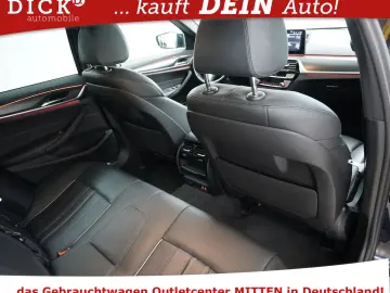 BMW 520 M Sport SCHADO PANO LEDER DAKOTA KAM PROF 19