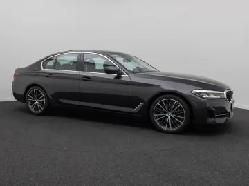 BMW 530i HUD DAB Leder Alarm Komfort 4xKlima M Sport