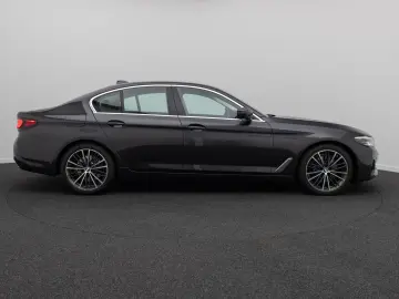 BMW 530i HUD DAB Leder Alarm Komfort 4xKlima M Sport