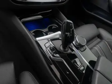 BMW 530i HUD DAB Leder Alarm Komfort 4xKlima M Sport
