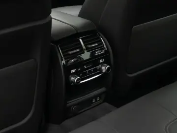 BMW 530i HUD DAB Leder Alarm Komfort 4xKlima M Sport