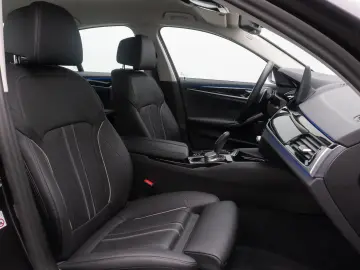 BMW 530i HUD DAB Leder Alarm Komfort 4xKlima M Sport