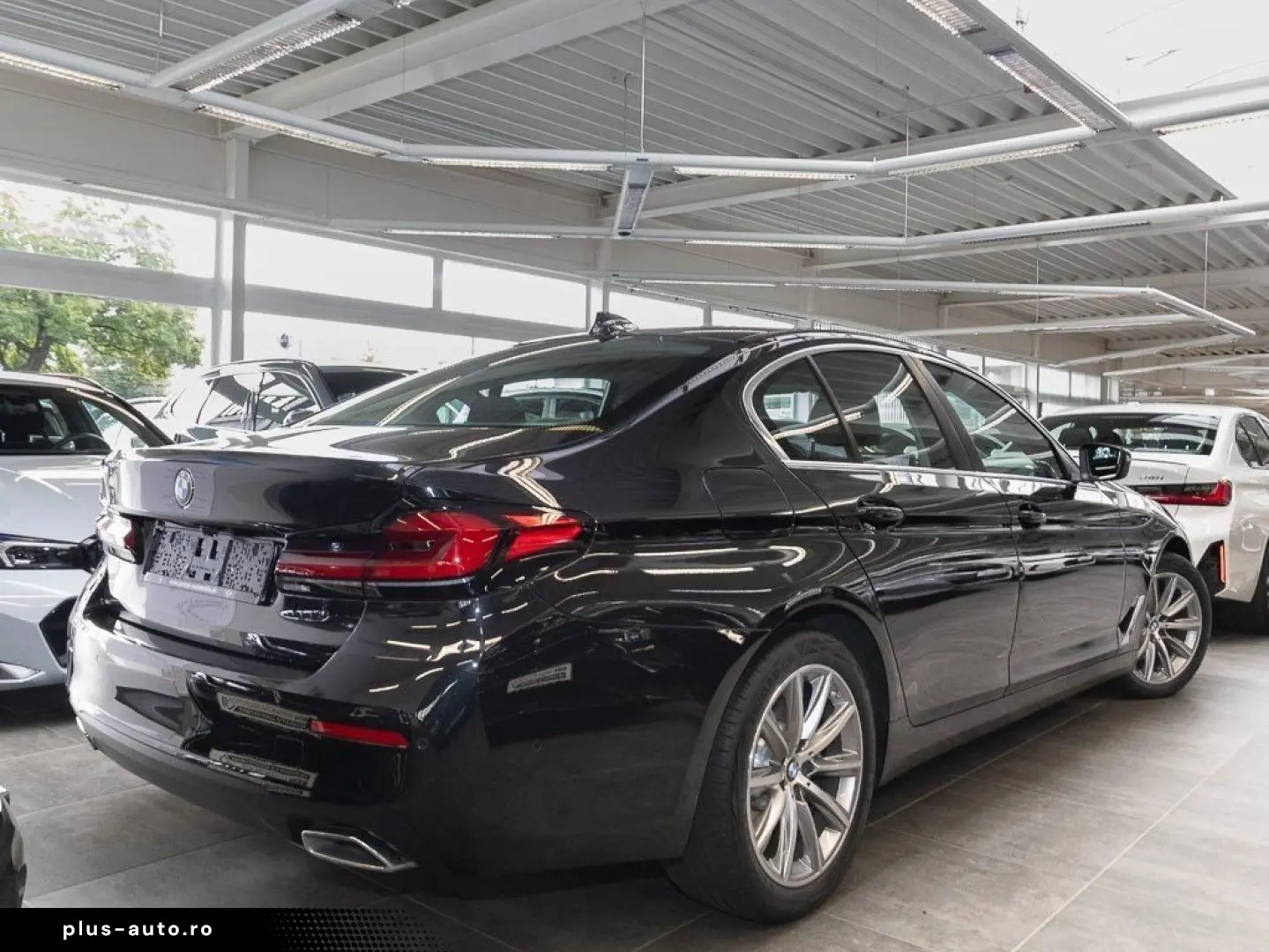 BMW 5 Series 2023 — imagine 2