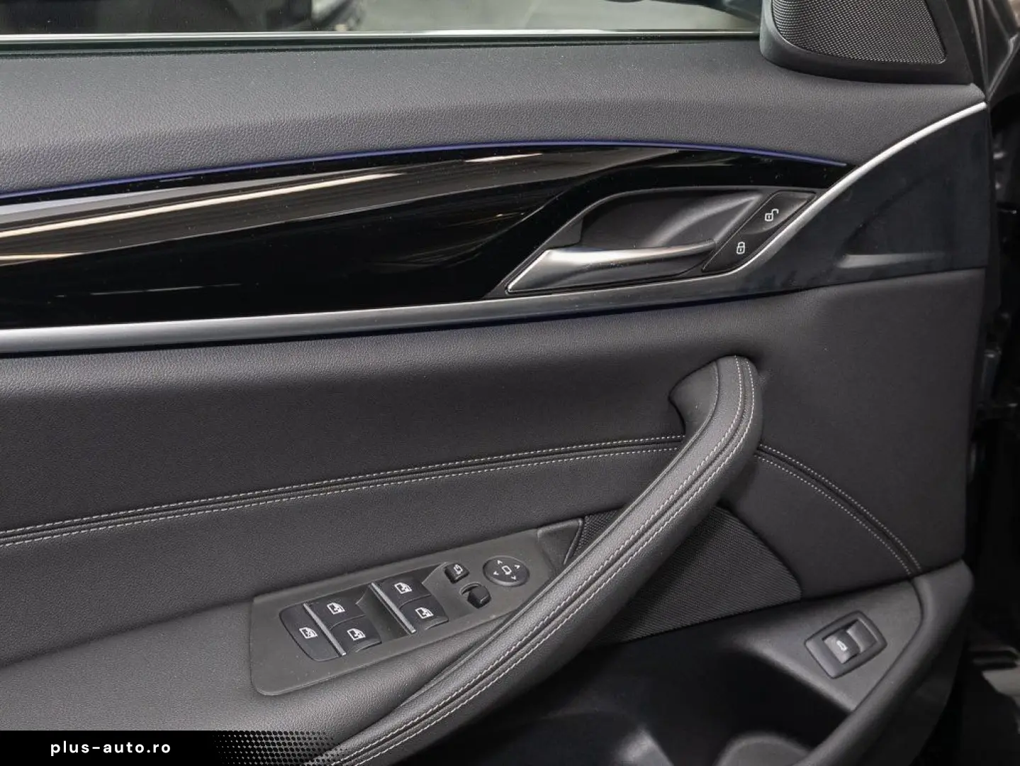BMW 5 Series 2023 — imagine 7