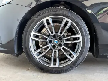 BMW 520i SAG M Sport LED  ACC K-ZUG SH CAM H-Klappe