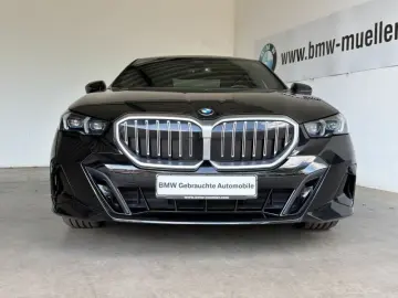 BMW 520i SAG M Sport LED  ACC K-ZUG SH CAM H-Klappe