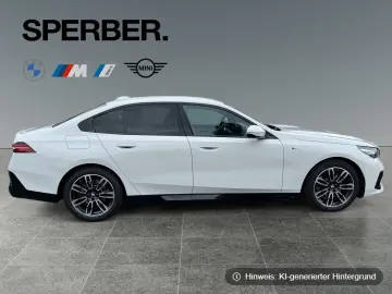 BMW 520i M Sportpaket AHK 19 Zoll Harman Kardon