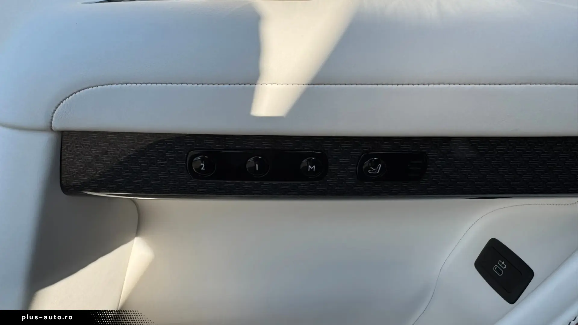Rolls-Royce Ghost Black Badge