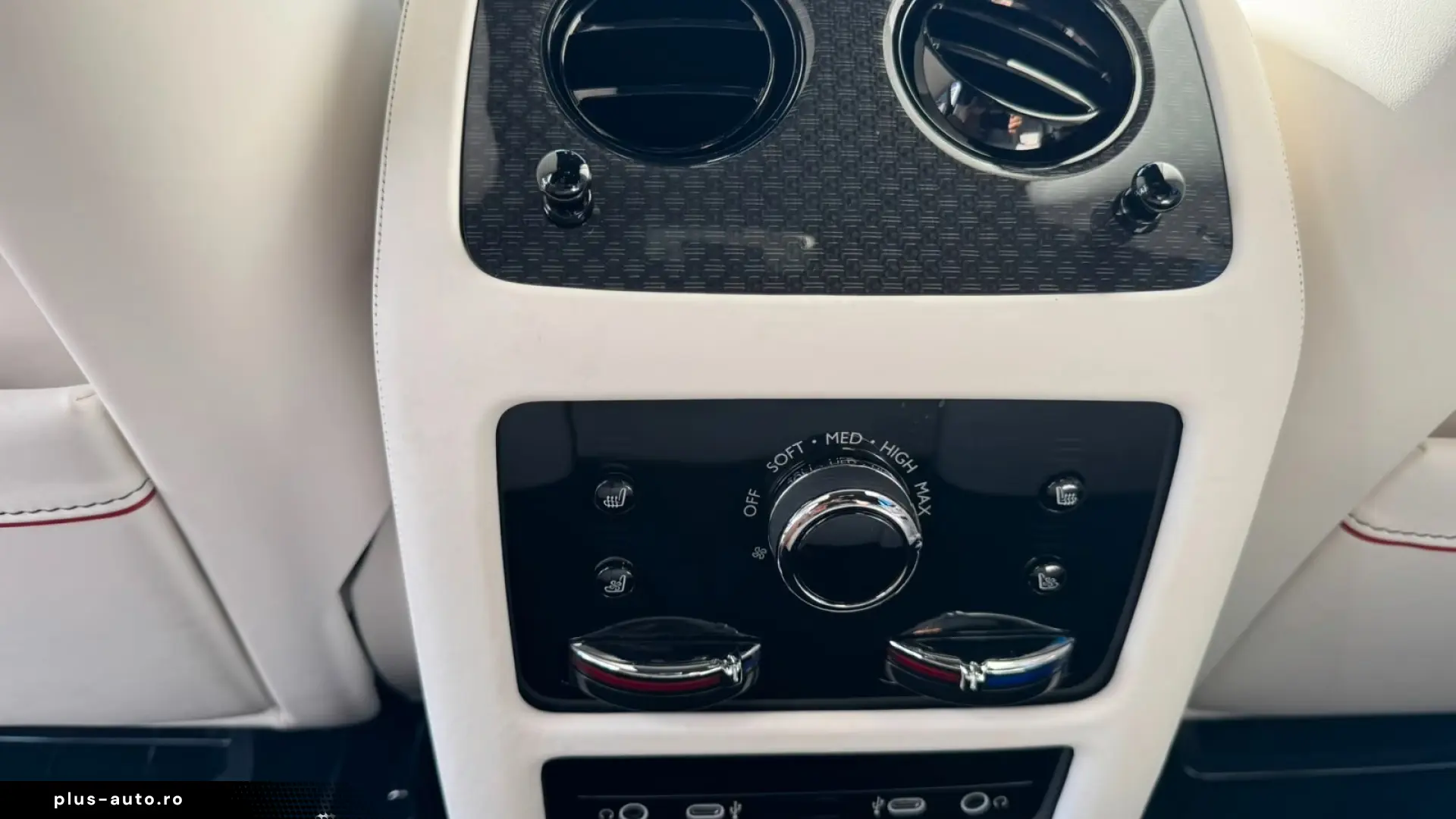 Rolls-Royce Ghost Black Badge