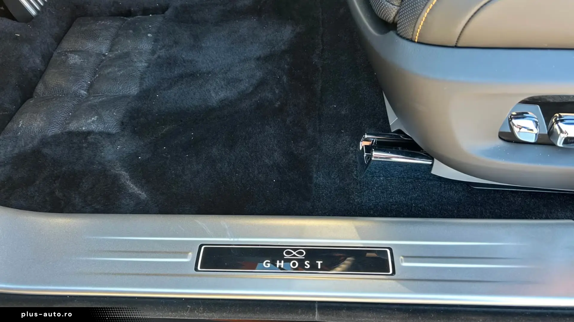 Rolls-Royce Ghost Black Badge