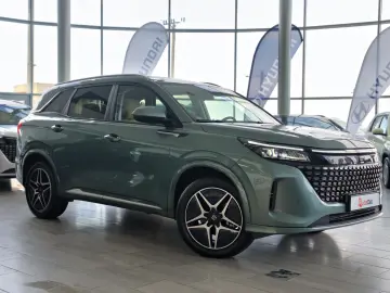 DFSK E5 1.5 2WD 174CP PHEV 7 locuri