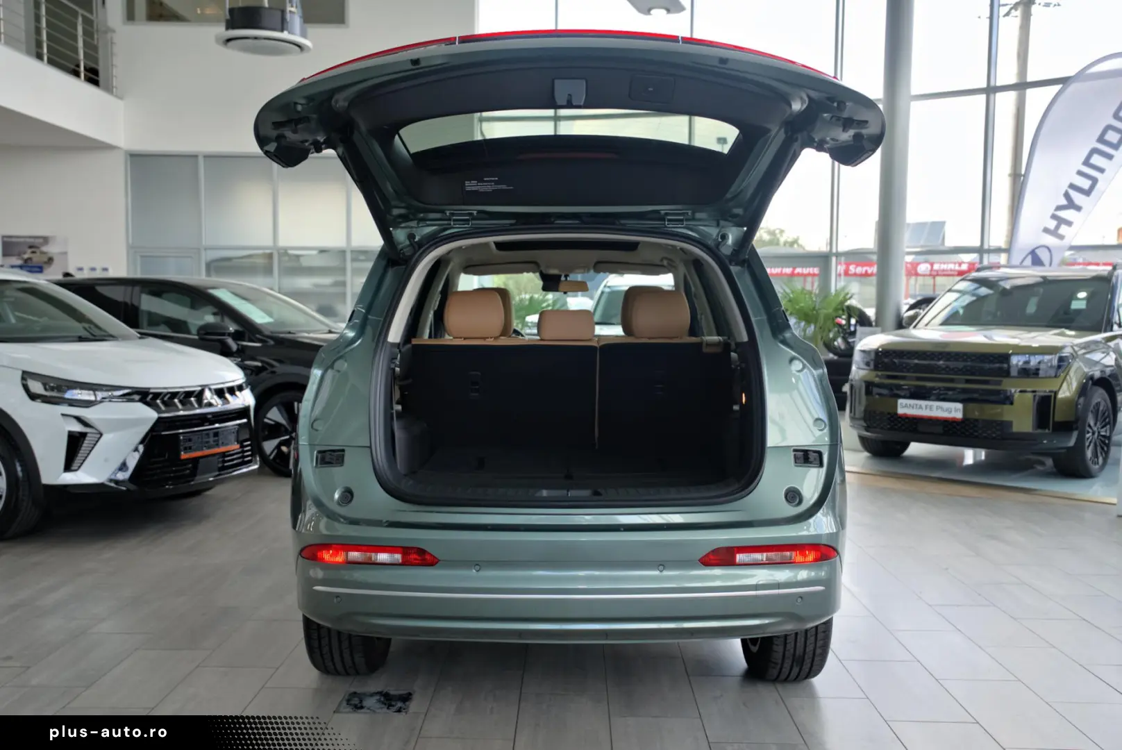 DFSK E5 1.5 2WD 174CP PHEV 7 locuri