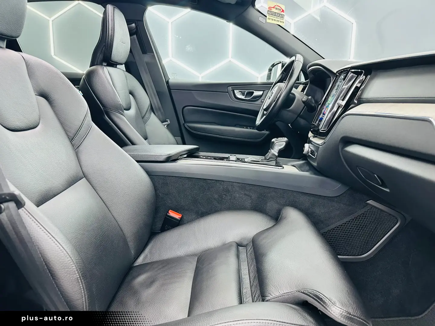 VOLVO XC60 2019 2.0D E6 4x4 Garantie 12 Luni Rate Avans 0 Do