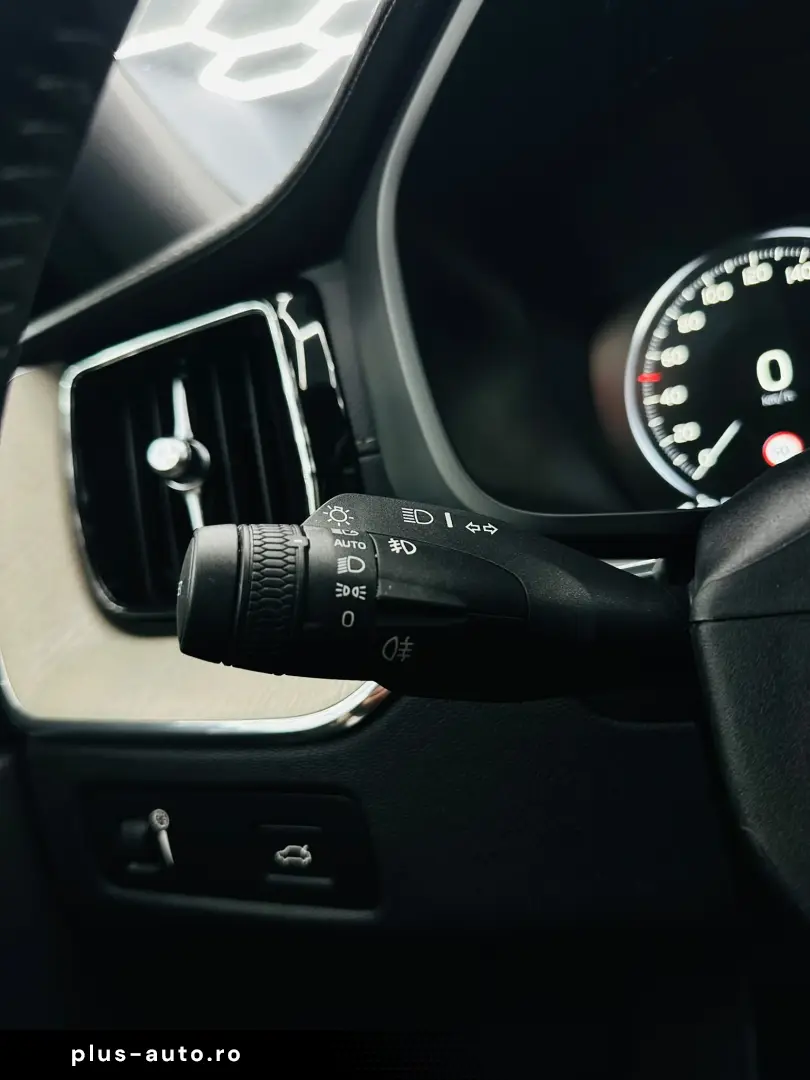 VOLVO XC60 2019 2.0D E6 4x4 Garantie 12 Luni Rate Avans 0 Do