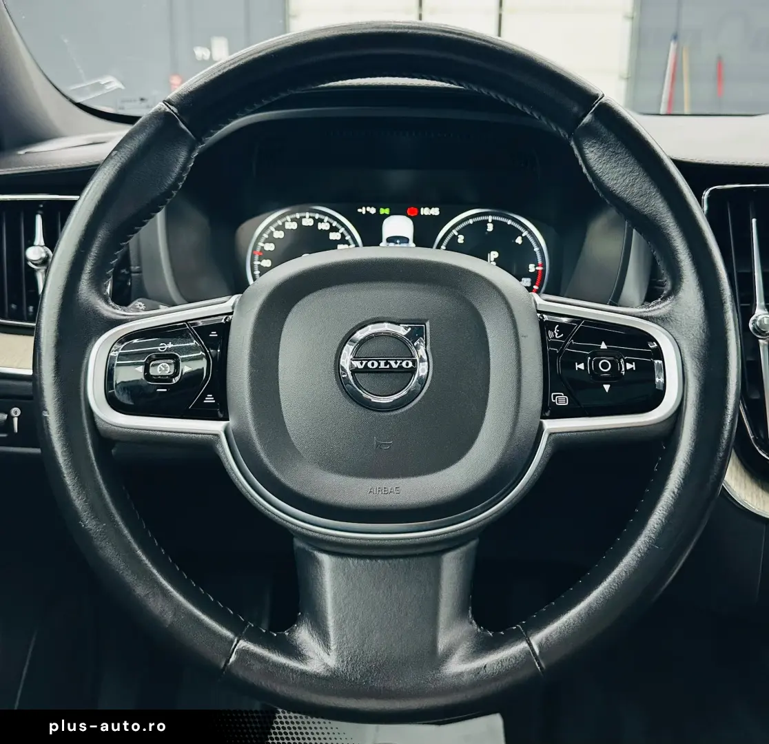 VOLVO XC60 2019 2.0D E6 4x4 Garantie 12 Luni Rate Avans 0 Do