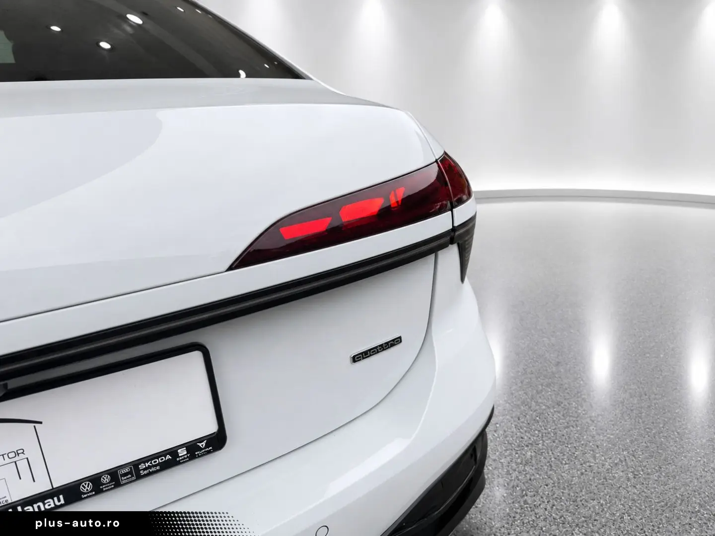 AUDI A6 Quattro Edition1 S-Line 360Camera HuD Pano B&O