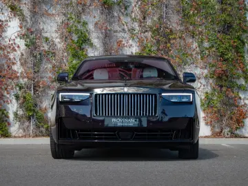 Rolls-Royce Black Badge Ghost