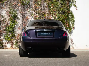 Rolls-Royce Black Badge Ghost