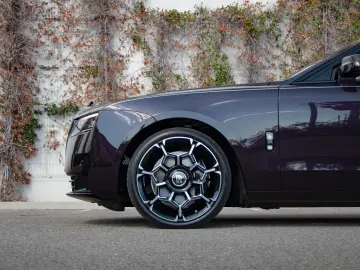 Rolls-Royce Black Badge Ghost