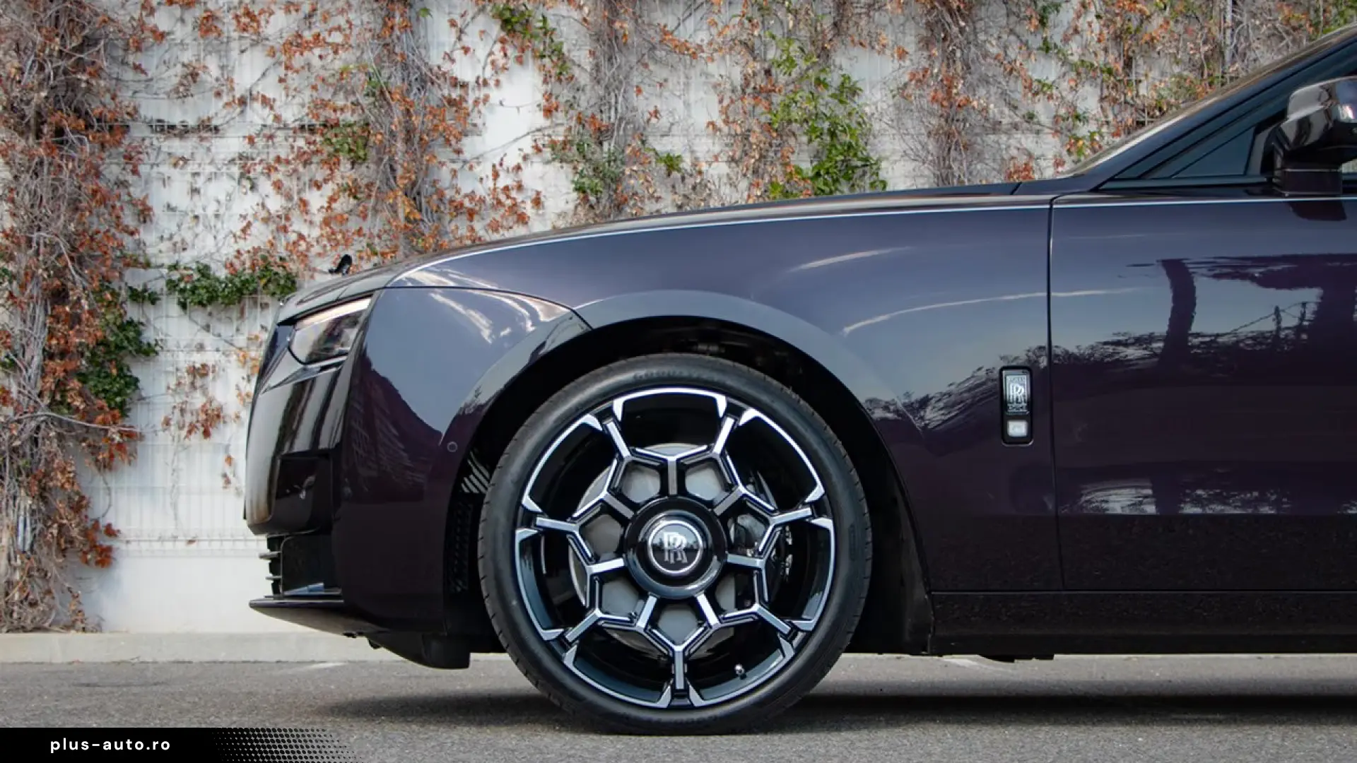 Rolls-Royce Black Badge Ghost