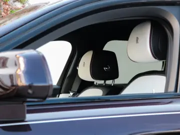 Rolls-Royce Black Badge Ghost