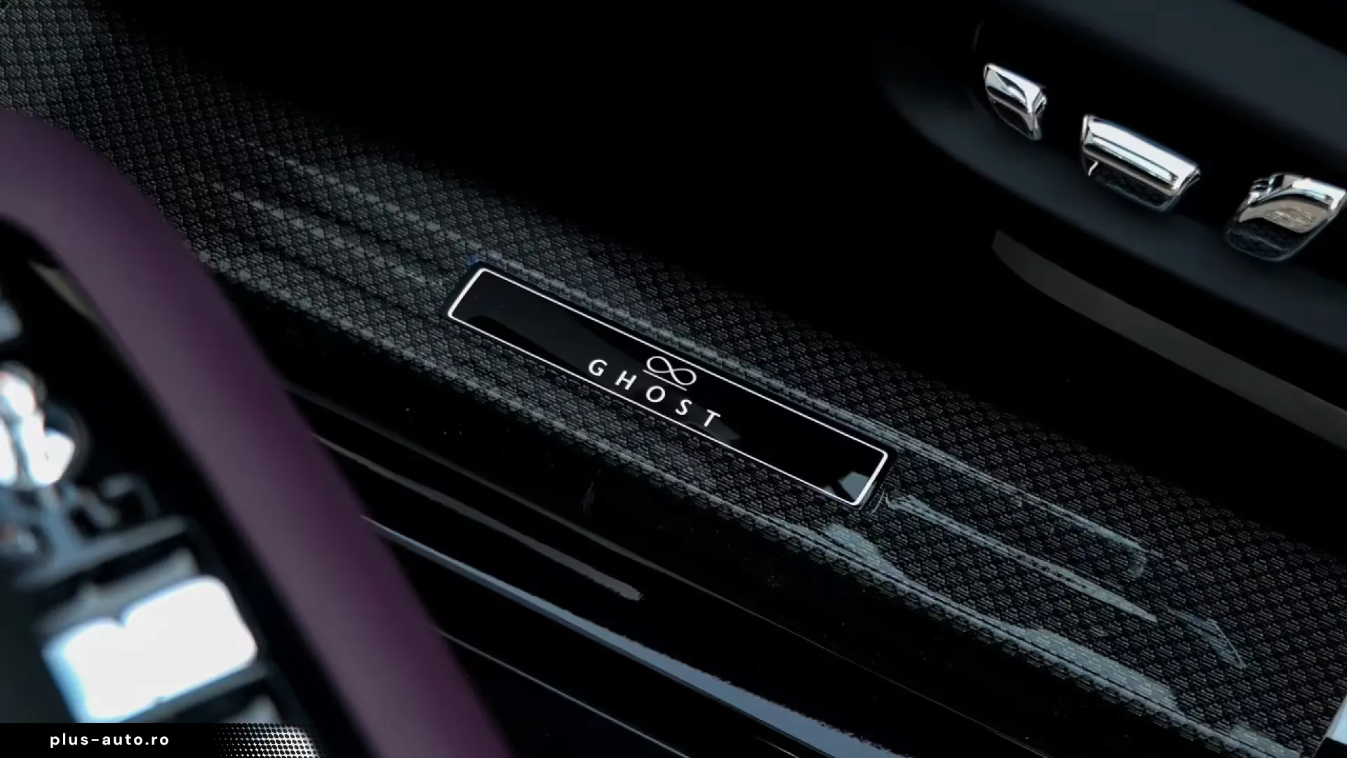 Rolls-Royce Black Badge Ghost
