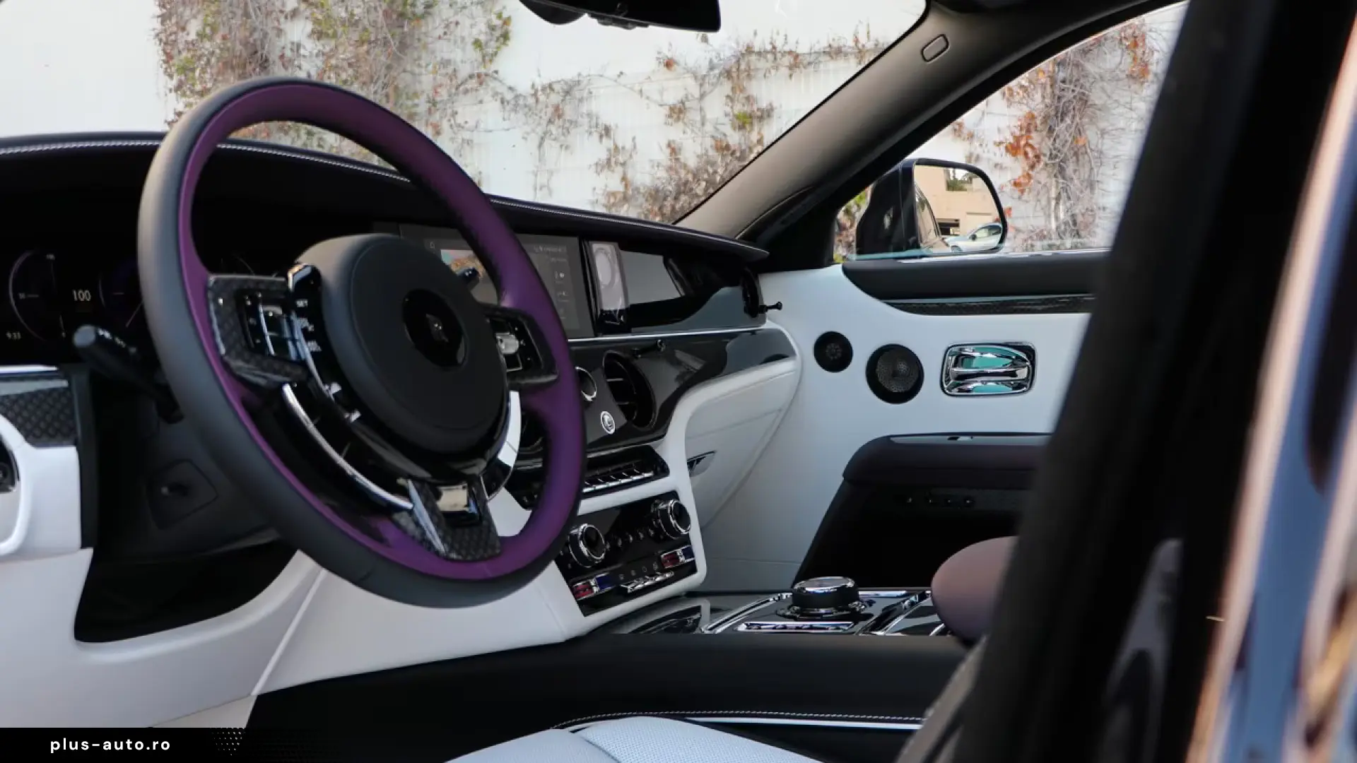 Rolls-Royce Black Badge Ghost
