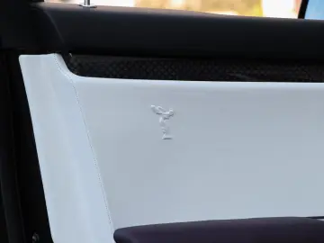Rolls-Royce Black Badge Ghost