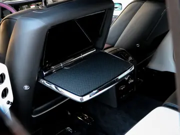 Rolls-Royce Black Badge Ghost