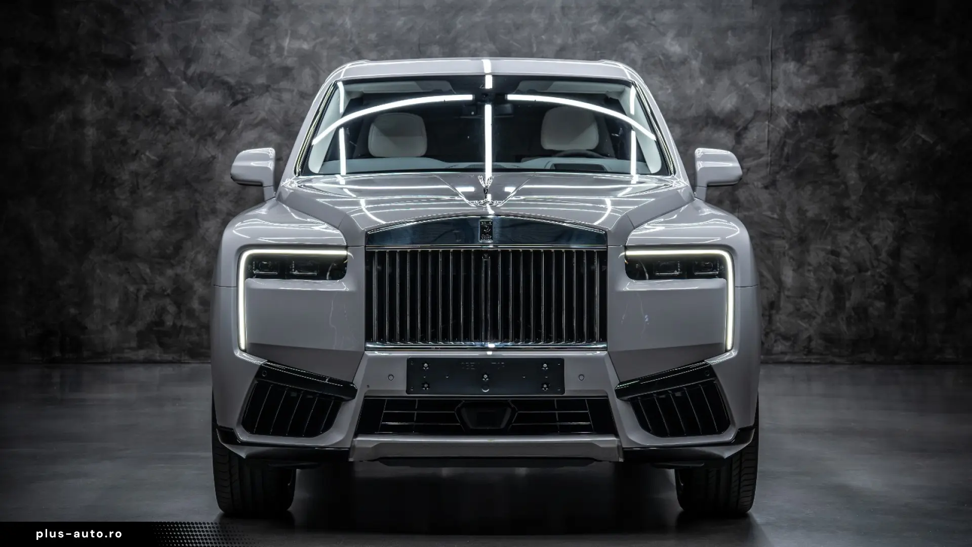 Rolls-Royce Cullinan SERIES II BESPOKE SHOOTING REAR MY2026