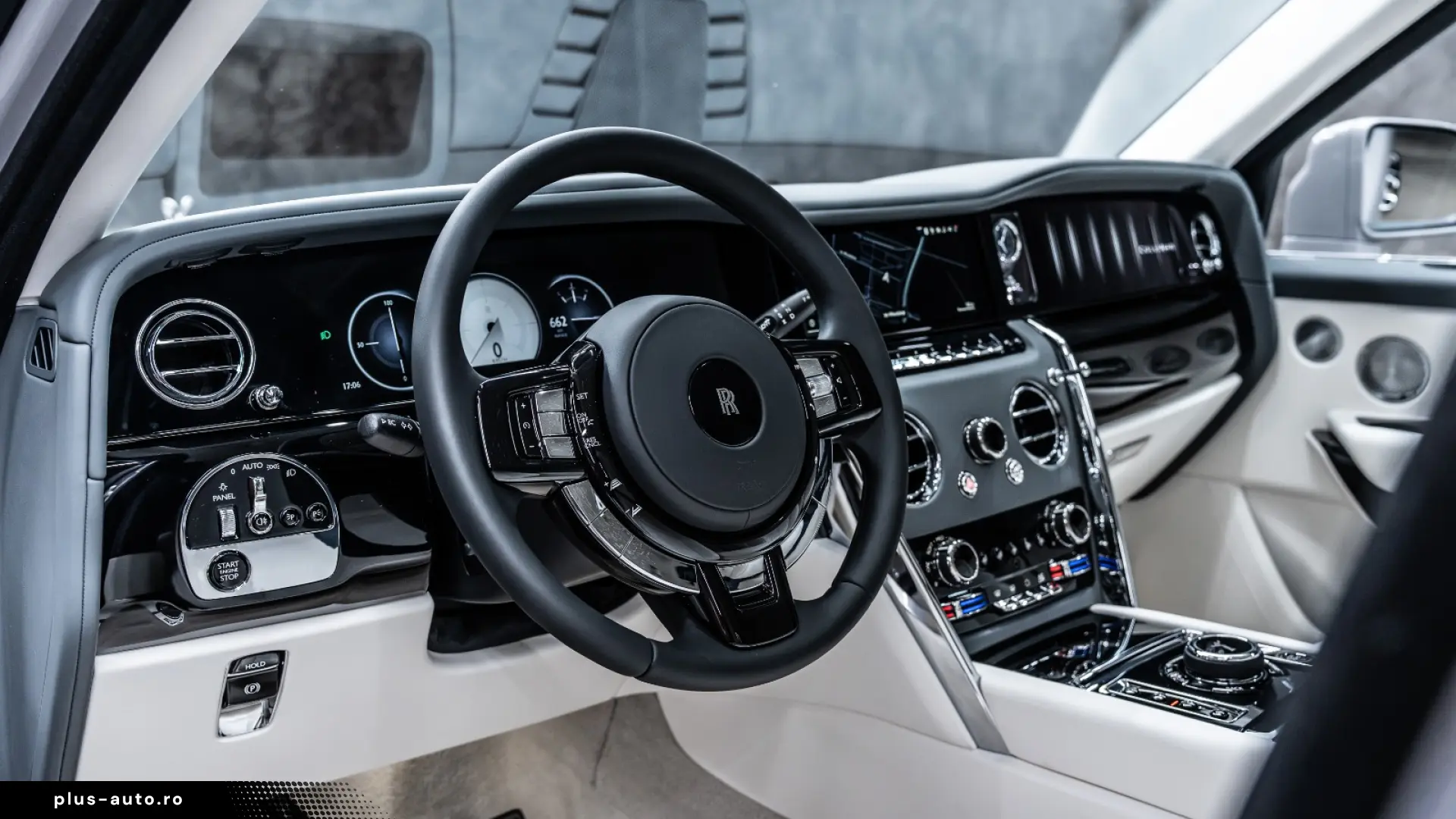 Rolls-Royce Cullinan SERIES II BESPOKE SHOOTING REAR MY2026