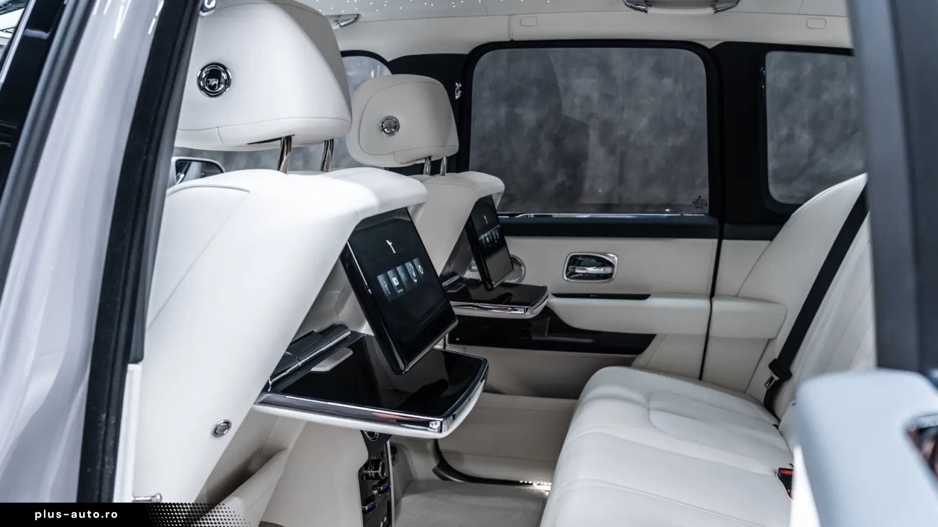 Rolls-Royce Cullinan SERIES II BESPOKE SHOOTING REAR MY2026