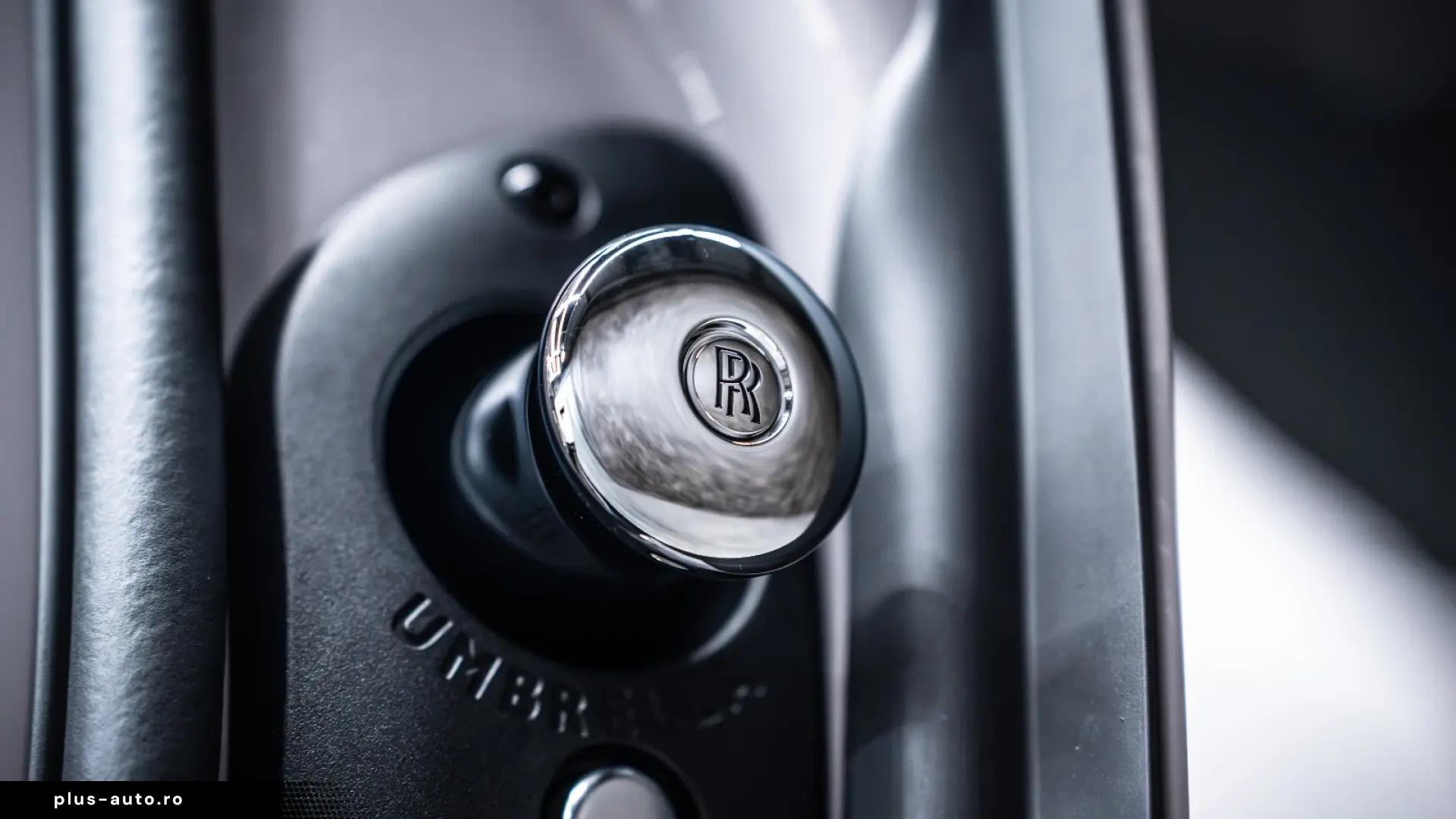 Rolls-Royce Cullinan SERIES II BESPOKE SHOOTING REAR MY2026