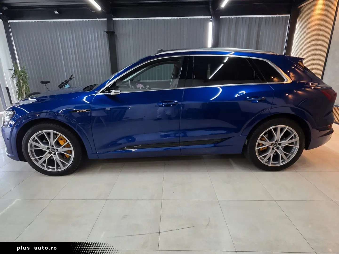 AUDI E-tron 55 Quattro