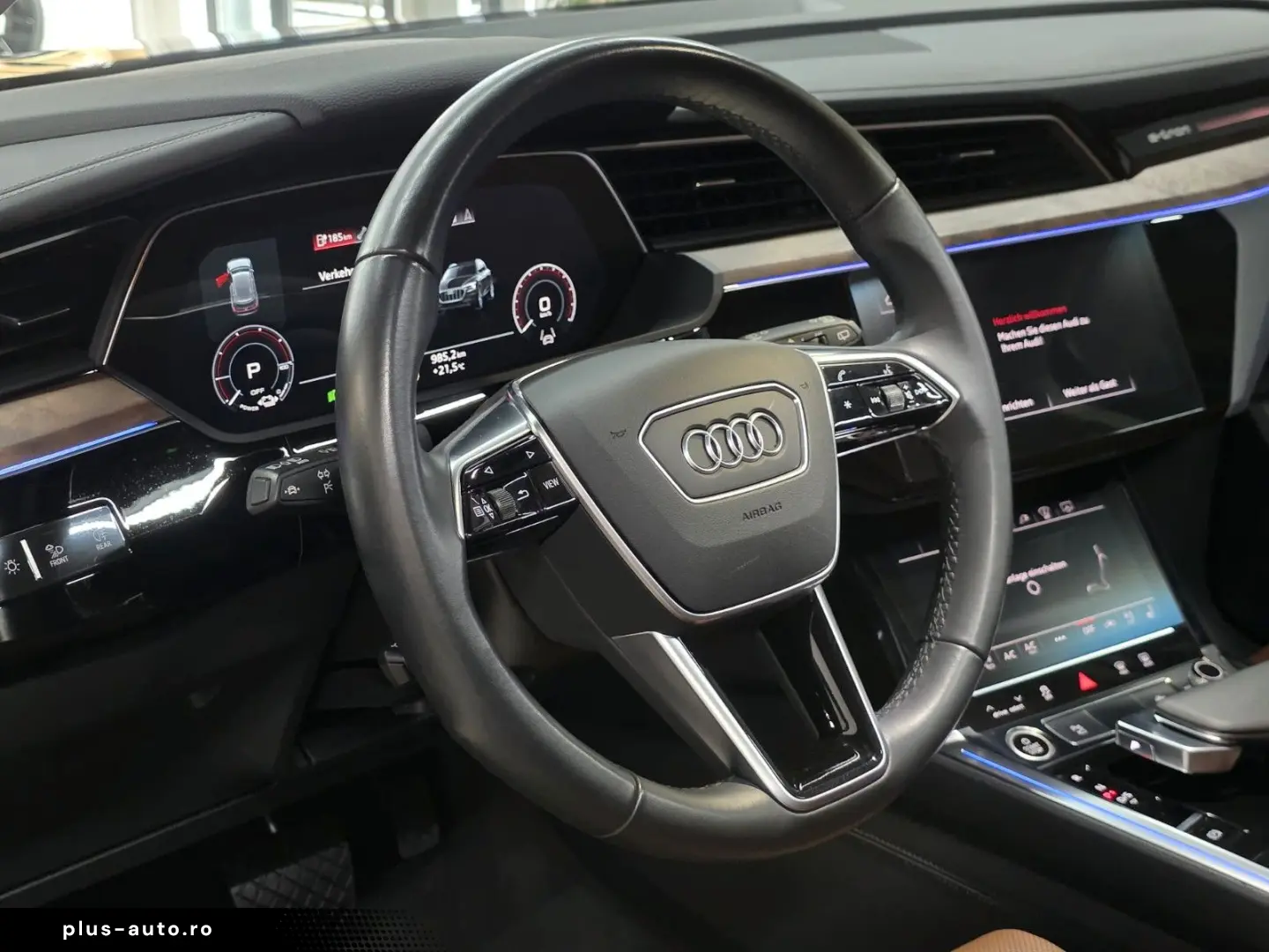 AUDI E-tron 55 Quattro
