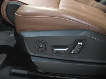 AUDI E-tron 55 Quattro