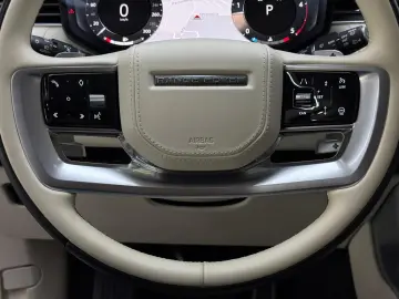 LAND ROVER Range Rover Autobiography