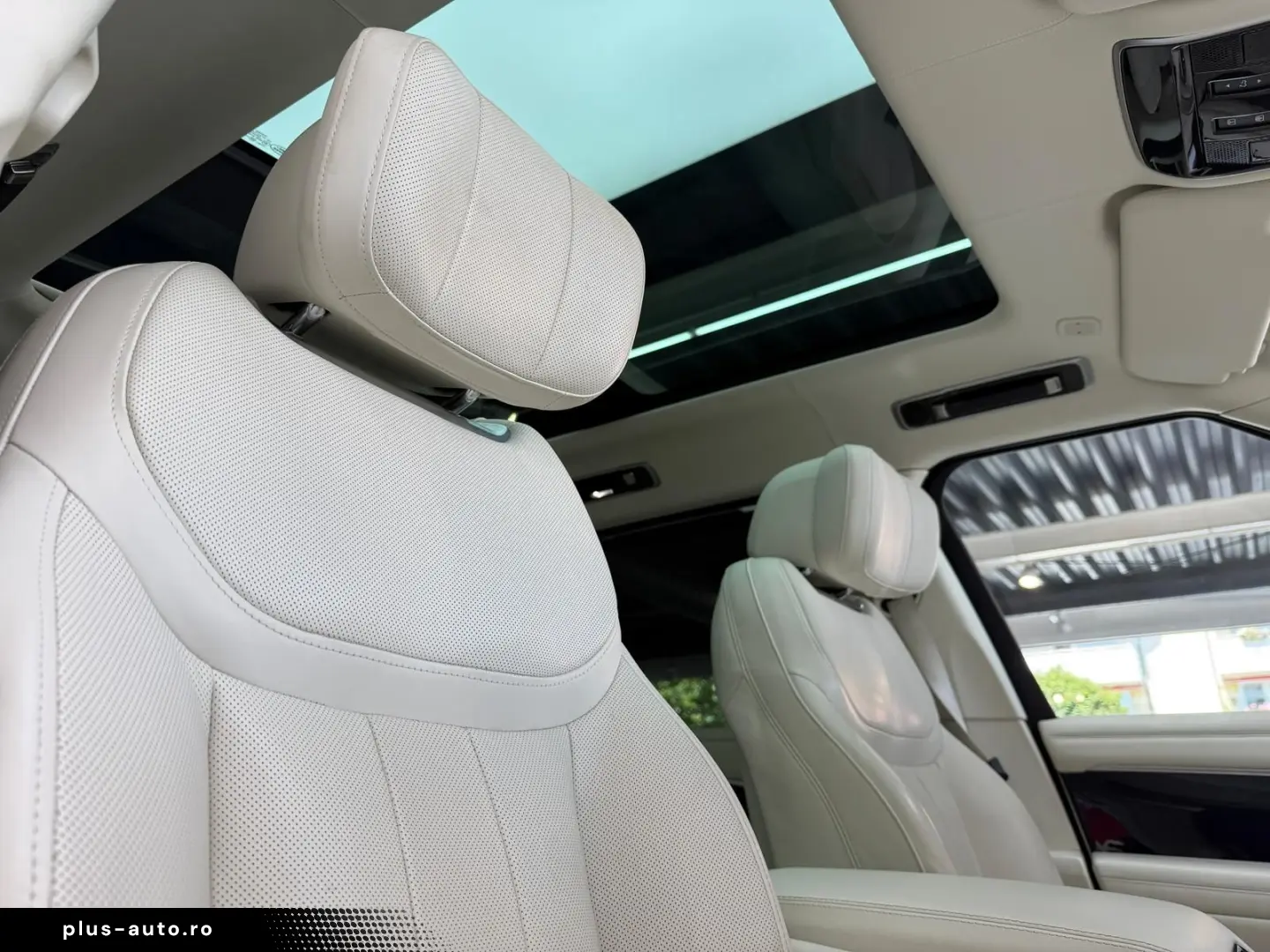 LAND ROVER Range Rover Autobiography